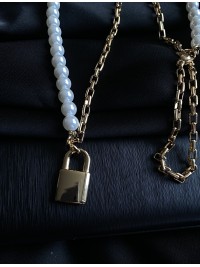 Кольє із перлиною золотого кольору 31326