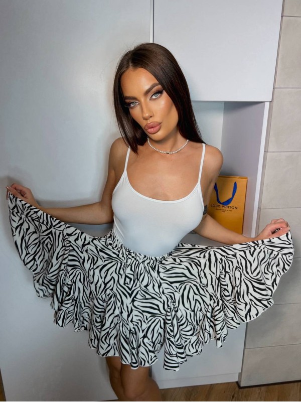 Жіноча легка спідниця міні зебра бiлого кольору 31377