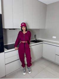 Вельветовий костюм на блискавці бордового кольору 31426