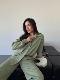 Бавовняний прогулянковий костюм оливкового кольору 31464