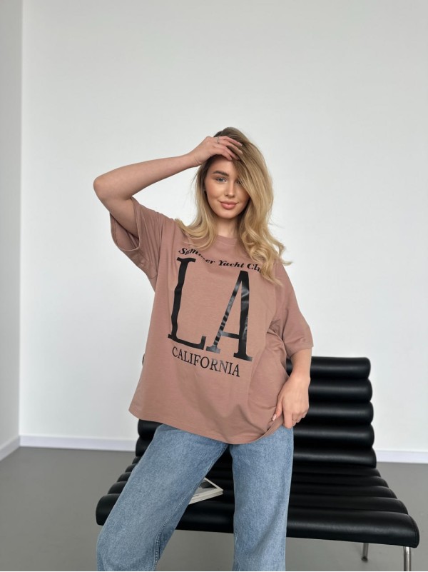 Базова жіноча футболка з написом кавового кольору 31490