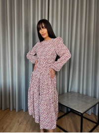 Повітряна сукня мідi у квітку пудрового кольору 31530