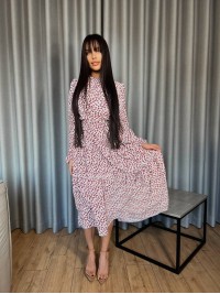 Повітряна сукня мідi у квітку пудрового кольору 31530