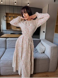 Повітряна сукня мідi у квітку бежевого кольору 31532