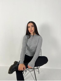 Обтягуючий жіночий светр сiрого кольору 31608