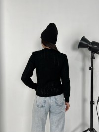 Обтягуючий жіночий светр чорного кольору 31611