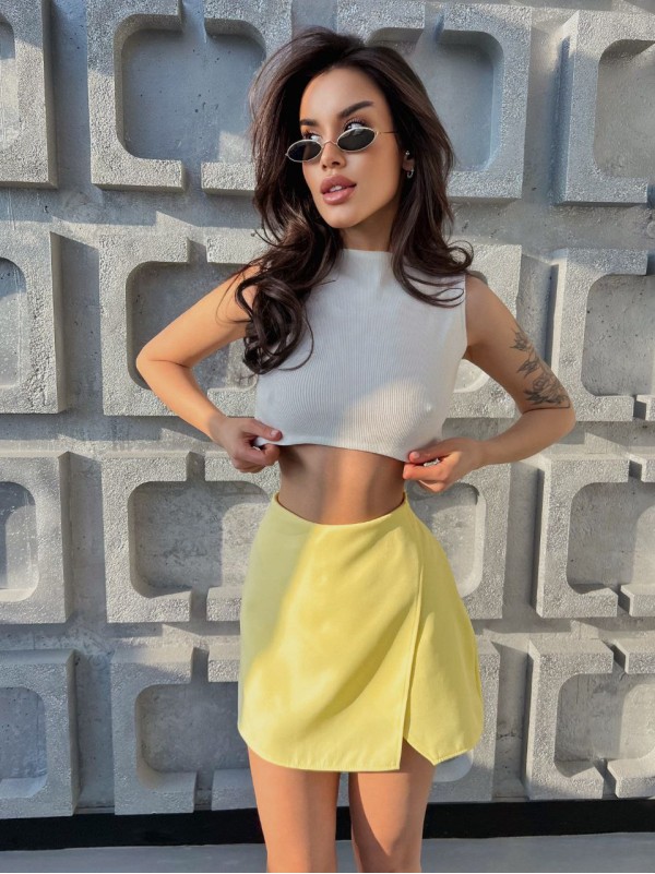 Міні спідниця-шорти жовтого кольору 31617