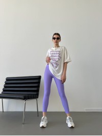 Легкий спортивний комплект (лосини+футболка) бузкового кольору 31621