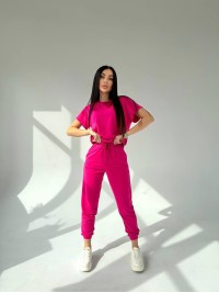 Жіночий костюм прогулянковий малинового кольору 31645