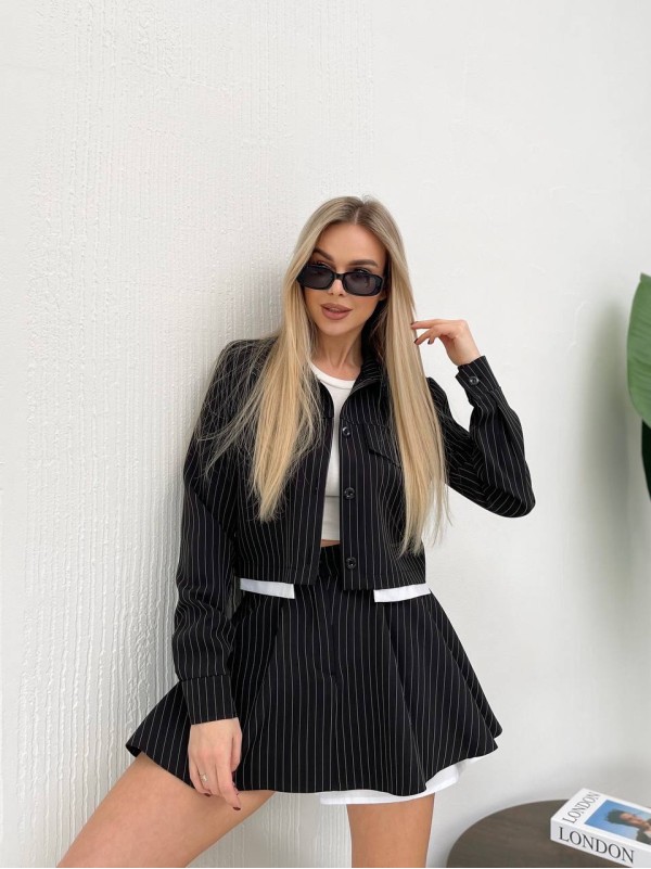 Жіночий костюм 2-ка (спідниця-шорти+піджак) чорного кольору 31649