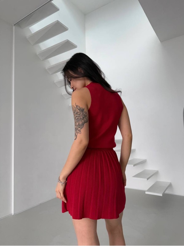 Жіночий легкий костюм 2-ка зі спідницею червоного кольору 31654