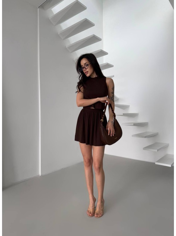 Жіночий легкий костюм 2-ка зі спідницею коричневого кольору 31655