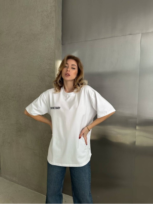 Бавовняна футболка з написом бiлого кольору 31665