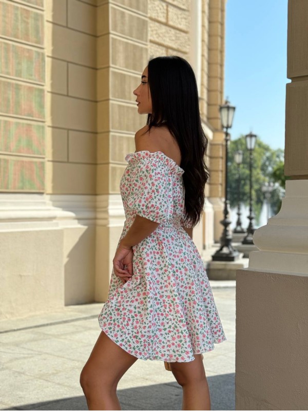 Муслінове плаття міні в малинову квітку молочного кольору 31694