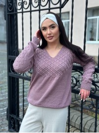 Базовий жіночий светр пудрового кольору 31731