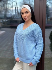 Базовий жіночий светр блакитного кольору 31734