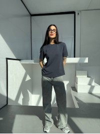 Однотонна базова футболка графiтового кольору 31803