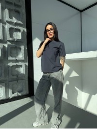 Однотонна базова футболка графiтового кольору 31803