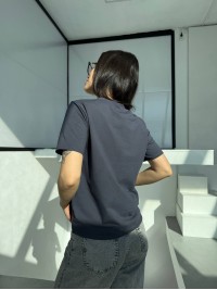 Однотонна базова футболка графiтового кольору 31803