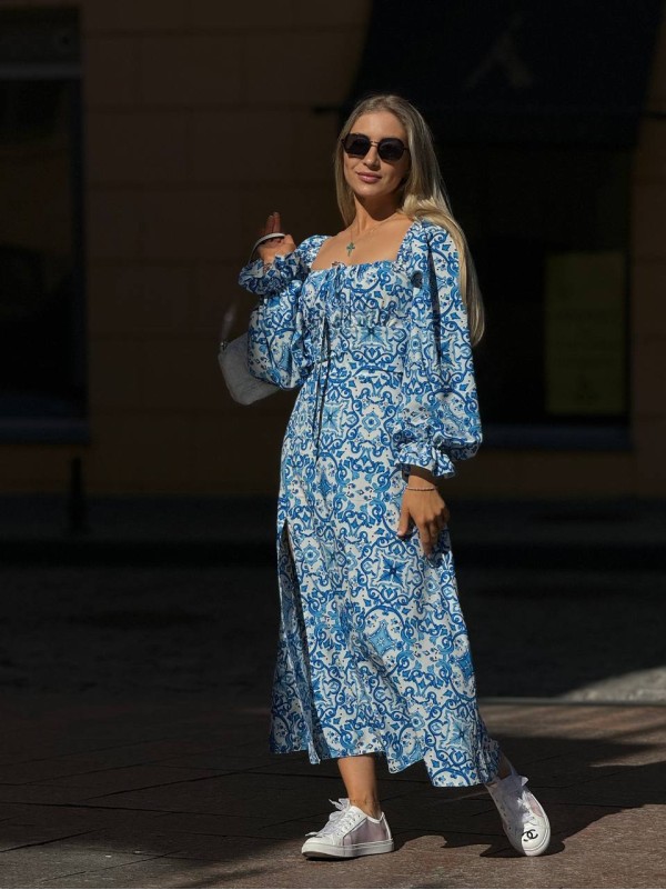 Легка сукня з розрізом блакитного кольору 31804