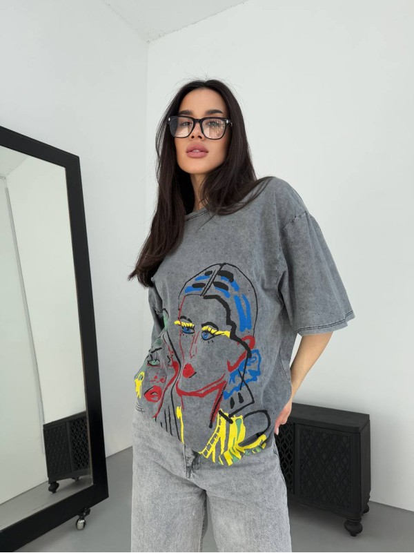 Жіноча футболка з малюнком сірого кольору 31886