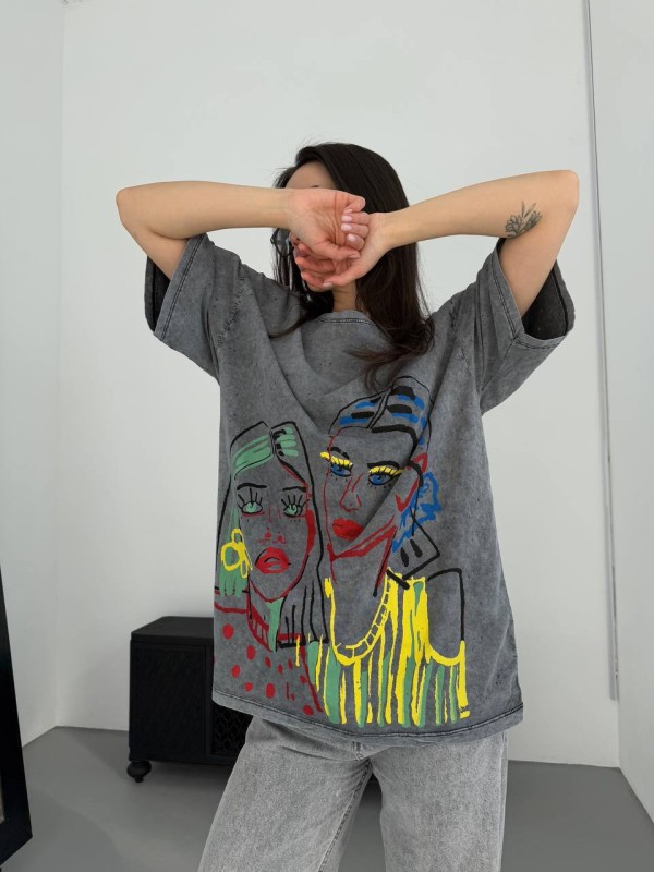 Жіноча футболка з малюнком сірого кольору 31886