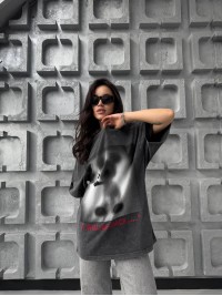 Жіноча футболка з малюнком графітового кольору 31887