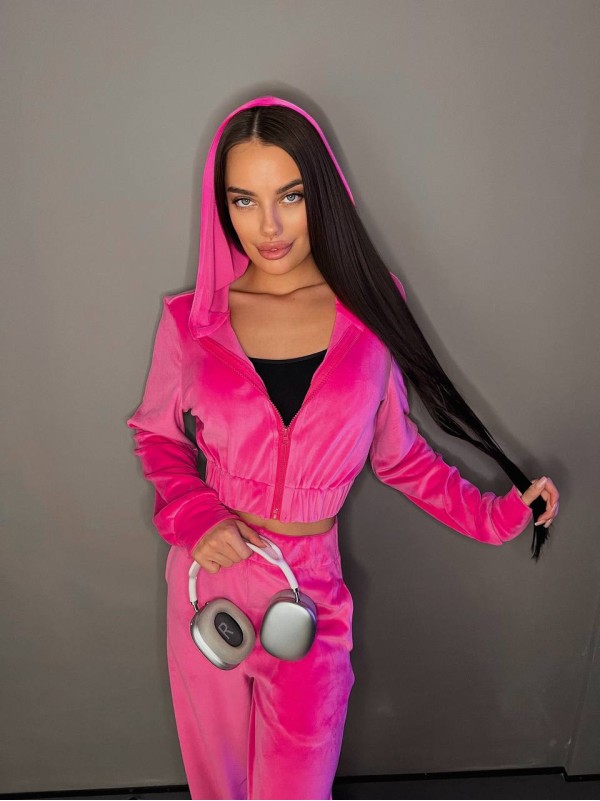 Велюровий жіночий костюм на блискавці малинового кольору 31894