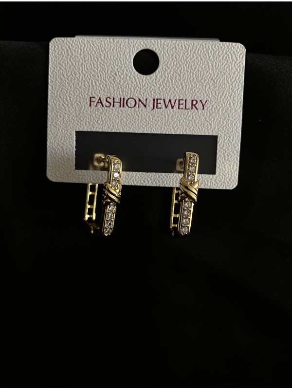 Сережки з камінчиками золотого кольору 31901