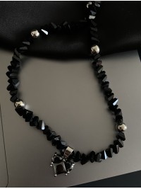 Намисто із серцем чорного кольору 31906