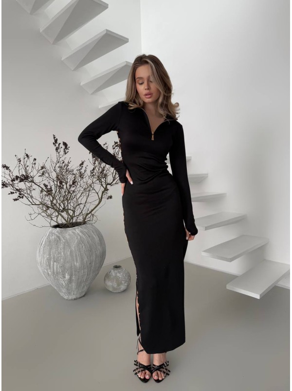 Еластична сукня із вставками з боків чорного кольору 31911