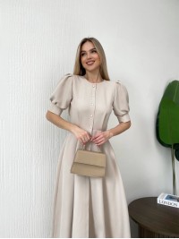 Класична сукня міді на ґудзиках бежевого кольору 31914