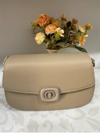 Класична жіноча сумка з еко-шкіри бежевого кольору 31929