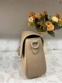 Класична жіноча сумка з еко-шкіри бежевого кольору 31929