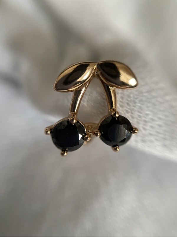 Сережки "Вишеньки" застібка - кільце золотого кольору 31963