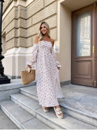 Довга муслінова сукня в квітку пудрового кольору 31982