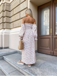 Довга муслінова сукня в квітку пудрового кольору 31982