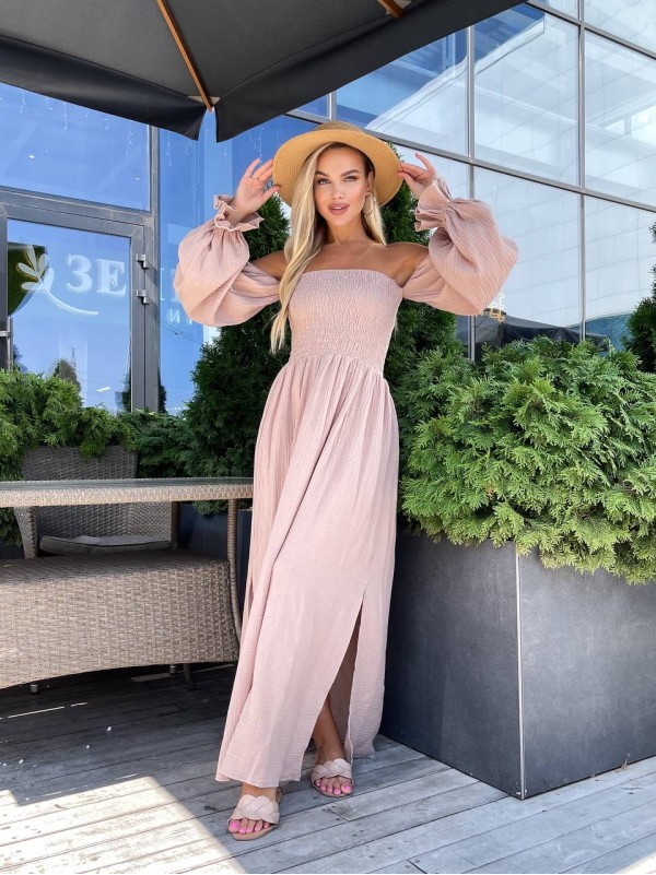 Довга муслінова сукня пудрового кольору 31986