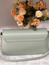 Жіноча сумка крос-боді із еко-шкіри оливкового кольору 31991