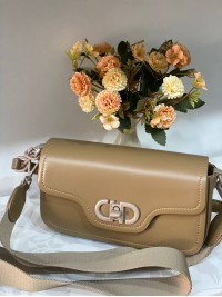 Жіноча сумка крос-боді із еко-шкіри кавового кольору 31992