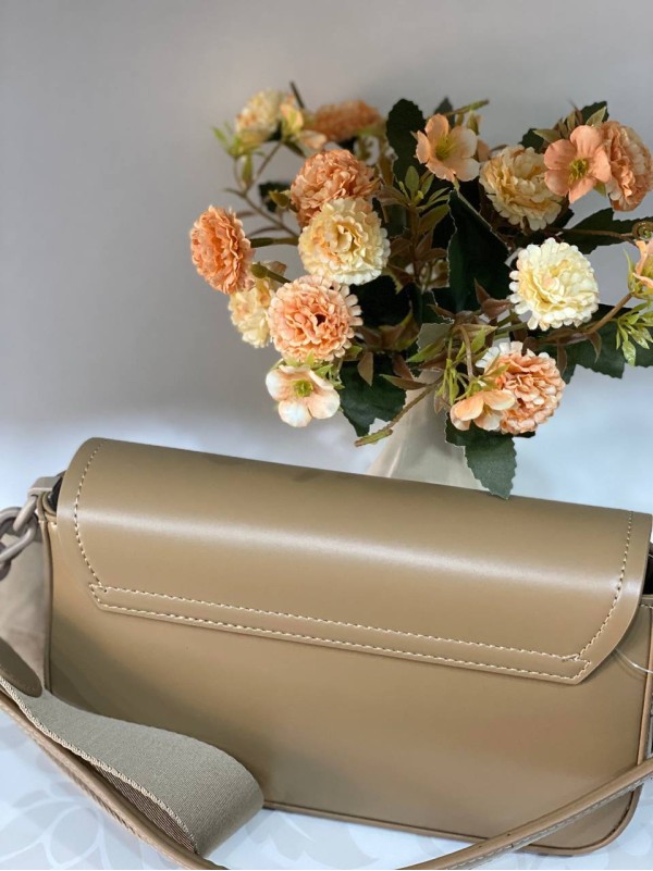 Жіноча сумка крос-боді із еко-шкіри кавового кольору 31992