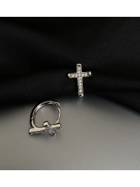 Сережки Хрестики англійський замок срібного кольору 32020