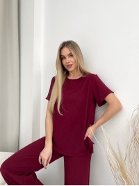 Жіночий прогулянковий костюм бордового кольору 32036