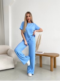 Жіночий прогулянковий костюм блакитного кольору 32037