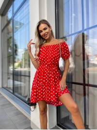 Легка сукня мінi з поясом в горох червоного кольору 32051