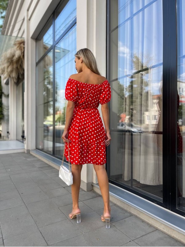 Легка сукня мінi з поясом в горох червоного кольору 32051