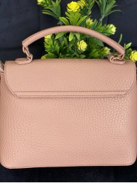 Жіноча сумка-портфель з пористої еко-шкіри пудрового кольору 32067