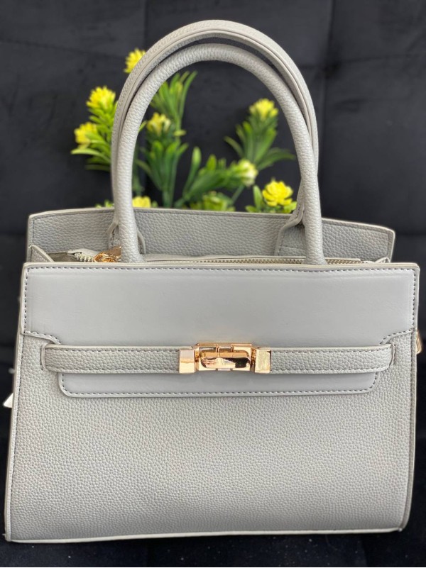 Жіноча дiлова сумка з пористої еко-шкіри сiрого кольору 32073