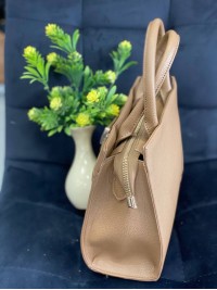 Жіноча дiлова сумка з пористої еко-шкіри кавового кольору 32074