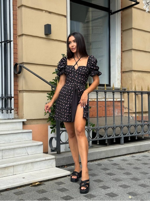 Коротка сукня з розрізом чорного кольору 32093